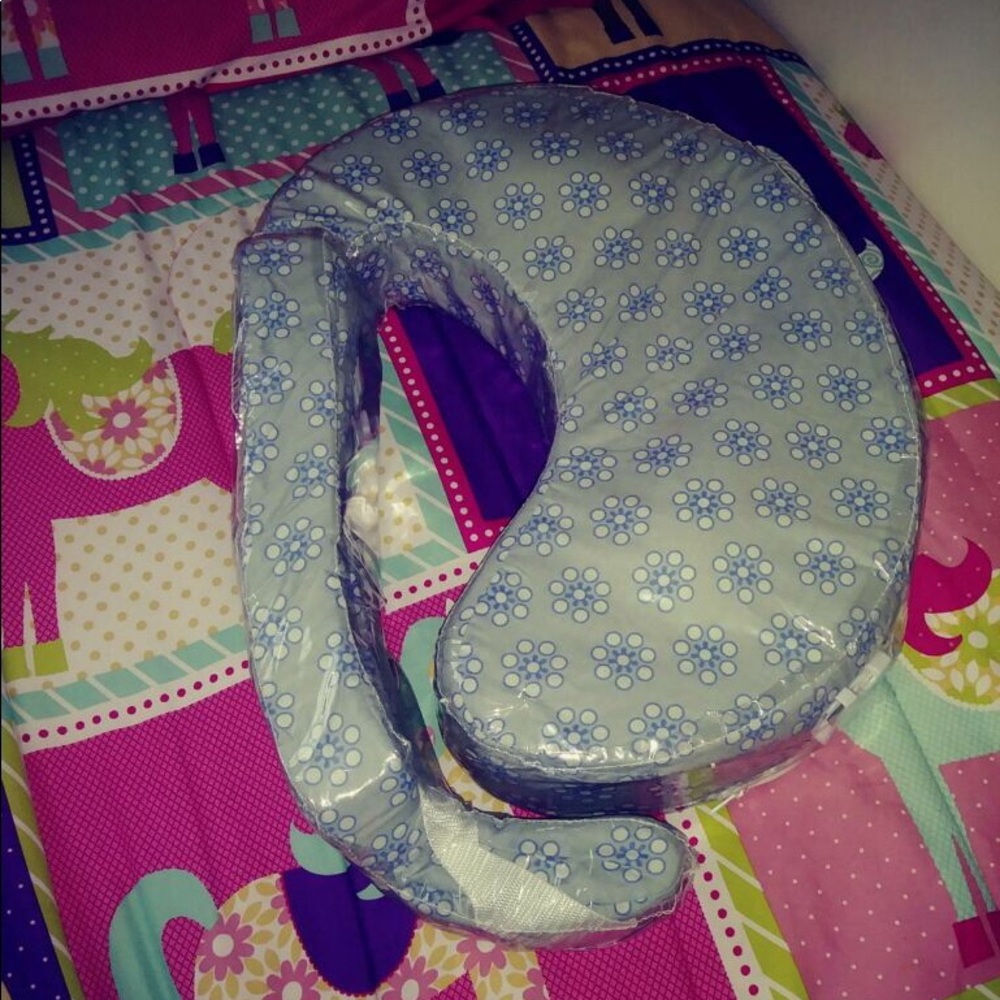 Nursing Pillow